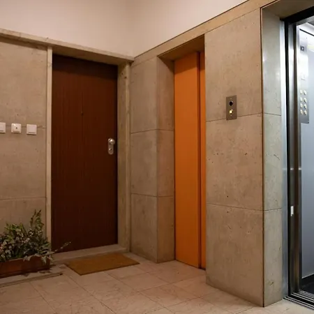 Διαμέρισμα Modern T1 In