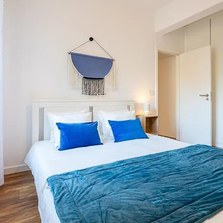 Modern T1 In Apartment
