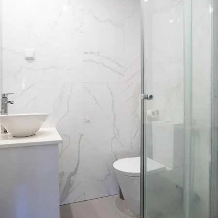 Apartment Modern T1 In Lisbon