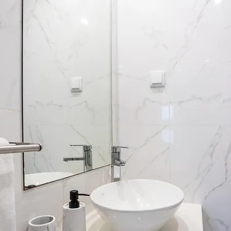 Modern T1 In Apartment *